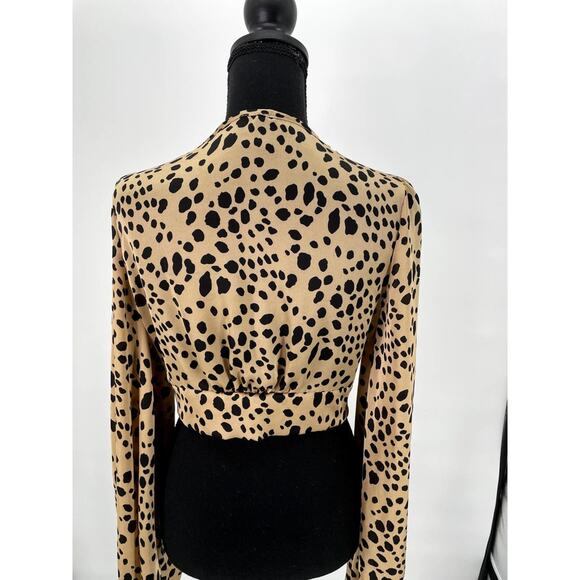 Windsor Cheetah Animal Print Crop Top Blouse S Puff Sleeve Elastic Wrist - Picture 9 of 12